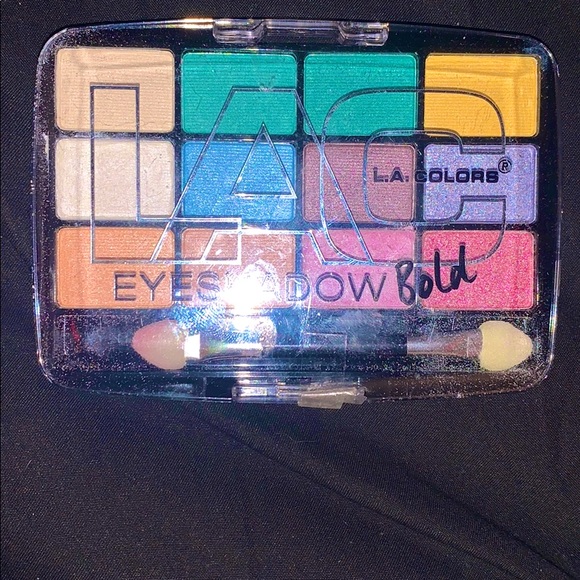 eyeshadow ! - Picture 2 of 2